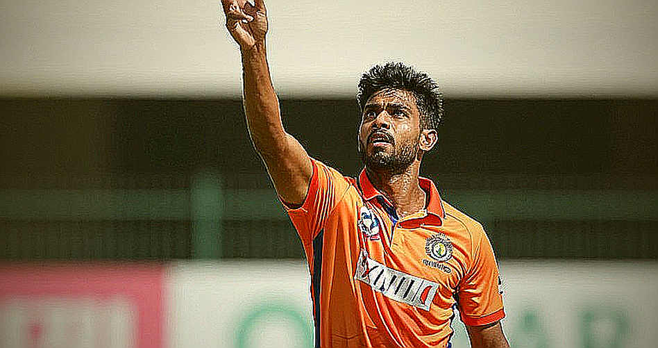 লোড-লেজার, ডট বল আর শিশির: এশিয়ার সাদা বলের ক্রিকেটে সিরিজ শুরুর আগেই যে সংখ্যাগুলো কথা বলে
